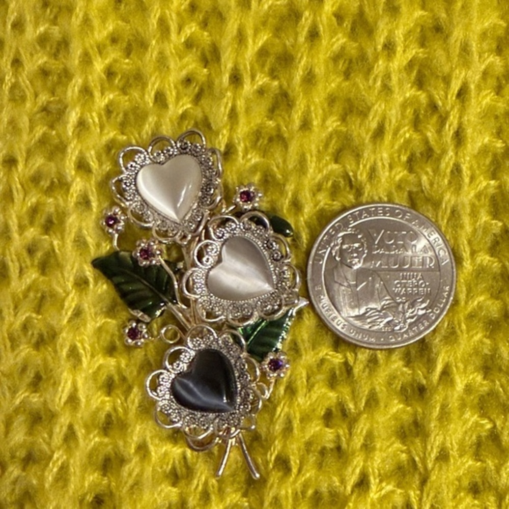 KC Vintage Silver Heart multicolored Floral women’s Brooch